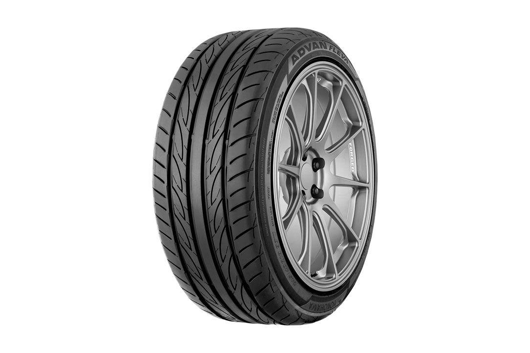 205/45R16 87W ADVAN FLEVA V701